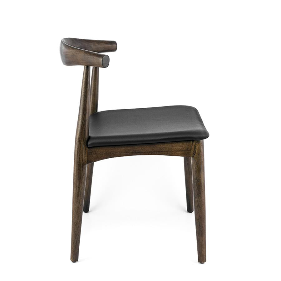 Silla de madera curvada